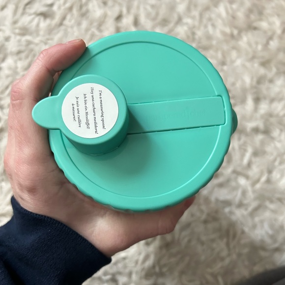 Pampered chef pancake shaker bottle - Picture 2 of 4